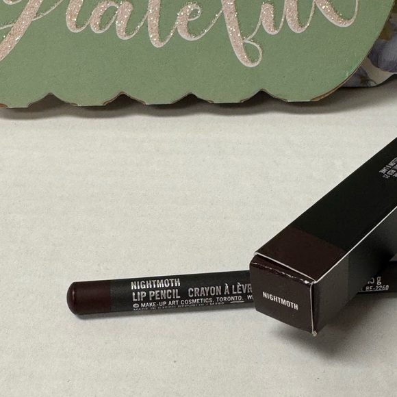 MAC Cosmetics Plum Lip Pencil “Nightmoth” NIB - Picture 3 of 4